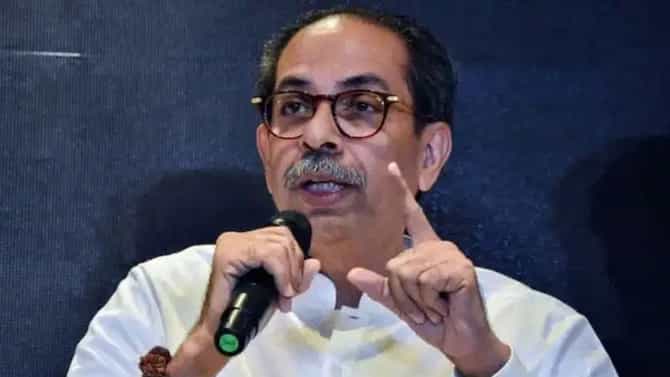 शिवसेनेचं चिन्ह आपल्यालाच मिळणार, जर नाही मिळालं तर..., बैठकीमध्ये ठाकरेंचं मोठं विधान