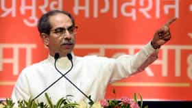 मला उपदेश द्यायचे, फेसबुकवरून सरकार चालत नाही, मग आता स्वत..रोकडा सवाल.