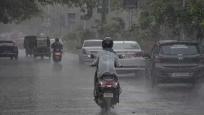 Weather update : आयएमडीकडून अतिवृष्टीचा इशारा, पुढील बारा तास धोक्याचे, महाराष्ट्राबाबत मोठी बातमी