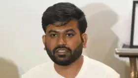 IPL सारखी पेपरची बोली लावा म्हणजे... MMRD परीक्षेवरून अभिजीत दिपके संतापले, गंभीर आरोप काय?