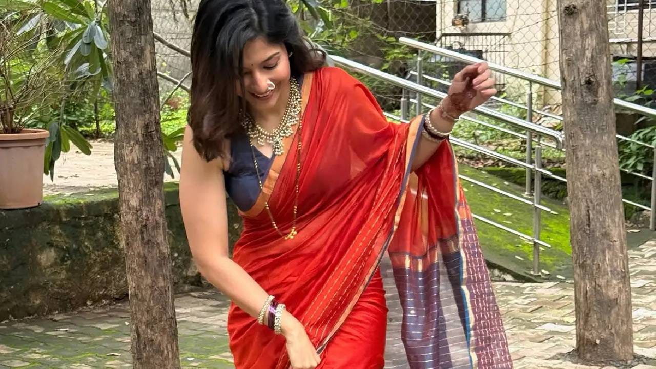 मराठी मनोरंजनसृष्टीतील लोकप्रिय अभिनेत्री शर्वरी कुलकर्णी-बोरकर तिच्या अभिनयासोबतच हटके फॅशन स्टाइलसाठीही कायम चर्चेत असते.