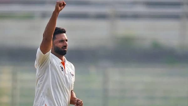 Auqib Nabi: बुमराह आऊट, आकिब नबी इन! पण तरीही या कारणामुळे बेंचवर बसावं लागणार?