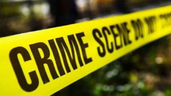 मुंबई हादरली, नौदल कर्मचाऱ्याच्या घरात सापडले 4 मृतदेह, पत्नी अन् मुलांना संपवलं मग स्वत:ही..