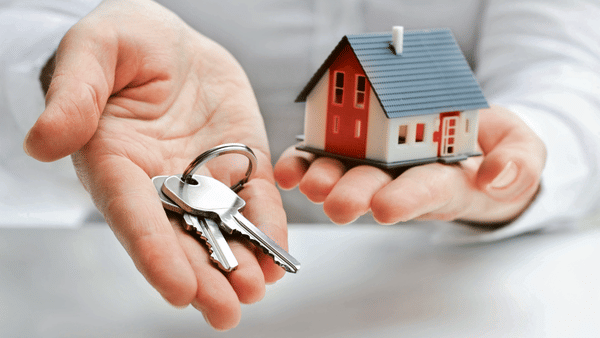 Home Loan: तुम्ही लुटले जाताय? माहित्ये का? 50 लाखाच्या लोनवर बँक वसूल करते 1.25 कोटी, समजून घ्या गणित