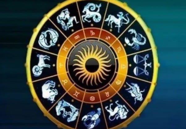 तूळ : वैवाहिक जीवनात प्रेम आणि आपुलकी वाढेल; जोडीदारासोबत महत्त्वाचा निर्णय घेऊ शकता. ऑफिसमध्ये तुमच्याविरोधात चर्चा होऊ शकते, पण संयम ठेवल्यास परिस्थिती तुमच्या बाजूने येईल. नवीन वाहन घेण्यासाठी आर्थिक स्थितीचा आढावा घेऊन योग्य पर्याय निवडा. नवीन घराच्या शोधात असाल तर पसंतीच्या ठिकाणी चांगली संधी मिळण्याची शक्यता आहे.