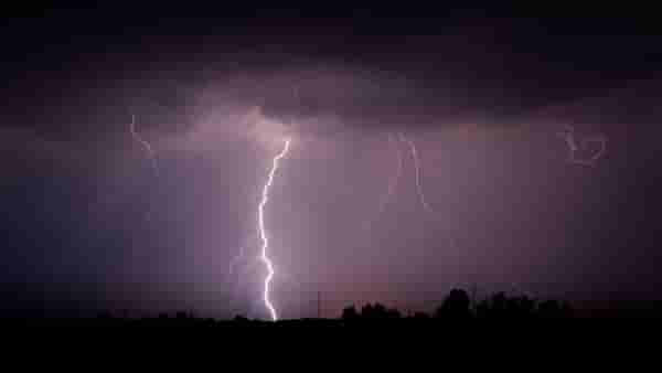 IMD Rain Alert : मुसळधार पाऊस झोडपणार, या राज्यामध्ये वीज कोसळण्याचा धोका, अलर्ट जारी