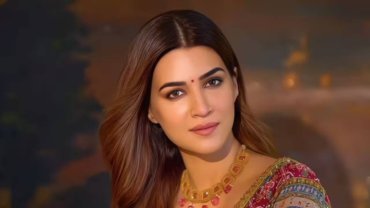 सणांचं खरं महत्त्व तुम्ही कोणते कपडे घालता यात नाही, तर परंपरांबद्दल तुमच्या मनात असलेल्या भावना आणि त्यांचा अर्थ समजून घेण्यात आहे. रक्षाबंधन म्हणजे संरक्षणाचं नातं. मी आणि माझी बहीण एकमेकींना राखी बांधतो. भाऊ ज्याप्रकारे बहिणीचं रक्षण करतो, त्यापेक्षा कमी नाही तर तितकंच आम्ही एकमेकींचं रक्षण करू शकतो, याची आम्हाला जाणीव आहे, असं क्रितीने म्हटलंय.