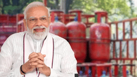 सरकारचं मोठं पाऊल, LPG सिलिंडरबाबत निर्णय, आता तुमचं टेन्शनचं मिटणार.