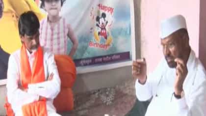 अब्दुल सत्तार जरांगेंच्या भेटीला , तासभर चर्चा पण जरांगे आंदोलनावर ठाम-1739260