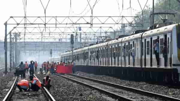 सावधान, मध्य रेल्वेच्या मुख्य आणि हार्बर मार्गावर रविवारी मेगा ब्लॉक