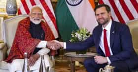 अमेरिकेकडून 100 टक्के टॅरिफ लागू होताच PM मोदी अॅक्शन मोडमध्ये.