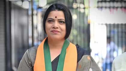महापौर रितू तावडे यांच्या सोशल मीडिया खर्च प्रस्तावाला समितीचा ब्रेक.