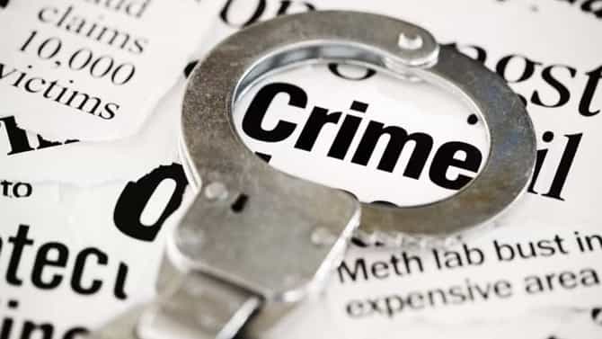 Navi Mumbai Crime : बहिणीला अधिक महत्त्व देते म्हणून संतापला; जन्मदात्या आईवरच उठला मुलाचा हात; वाशीत भयानक घडलं..