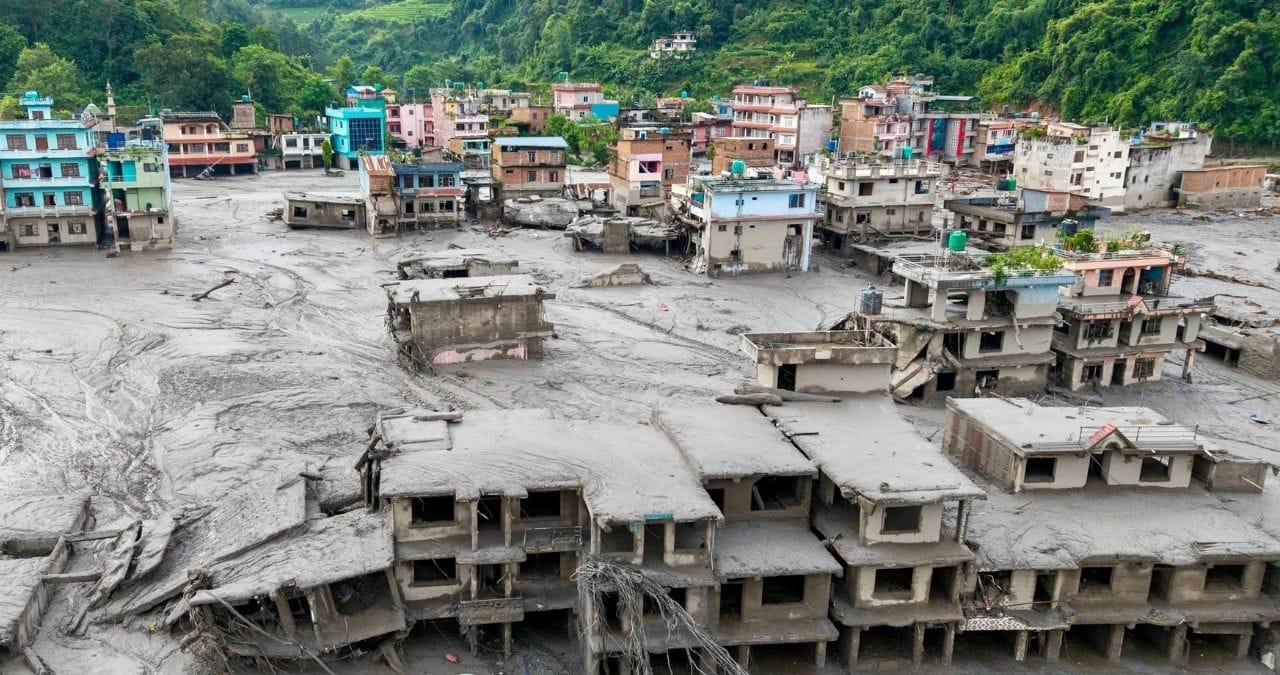 नेपाळमध्ये पुराचा कहर सुरूच, अद्याप 275 हून अधिक भारतीय बेपत्ता, बचाव पथकाकडून शोधाशोध नेपाळमध्ये पुराचा कहर सुरूच, अद्याप 275 हून अधिक भारतीय बेपत्ता, बचाव पथकाकडून शोधाशोध