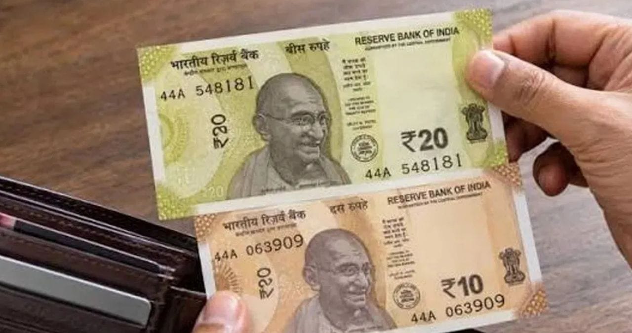  आरबीआय लोकपालाकडे तक्रार करण्याची प्रक्रिया ही पूर्णपणे मोफत आहे. तुम्ही ही तक्रार ऑनलाइन आणि फोनवरूनही करू शकता.