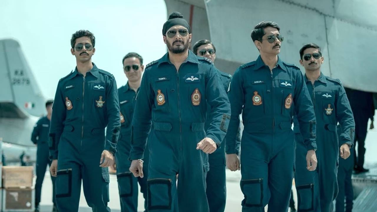 'ऑपरेशन सफेद सागर' असं या सीरिजचं नाव आहे. भारत आणि पाकिस्तानच्या सैन्यांमध्ये झालेल्या 1999 च्या कारगिल युद्धाची अज्ञात कहाणी या नव्या सीरिजमध्ये चित्रित करण्यात आली आहे. ही सीरिज भारतीय हवाई दलाचं शौर्य आणि पराक्रम दाखवते. तसंच देशासाठी आपल्या प्राणांचं बलिदान देणाऱ्या शूर सैनिकांचा गौरव करते.