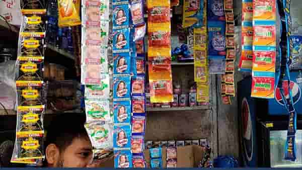 Pan Masala Ban Rule : पान मसाल्याच्या प्लास्टिक पॅकिंगवर बंदी, या तारखेपासून नवा नियम लागू; नेमकं काय बदलणार?