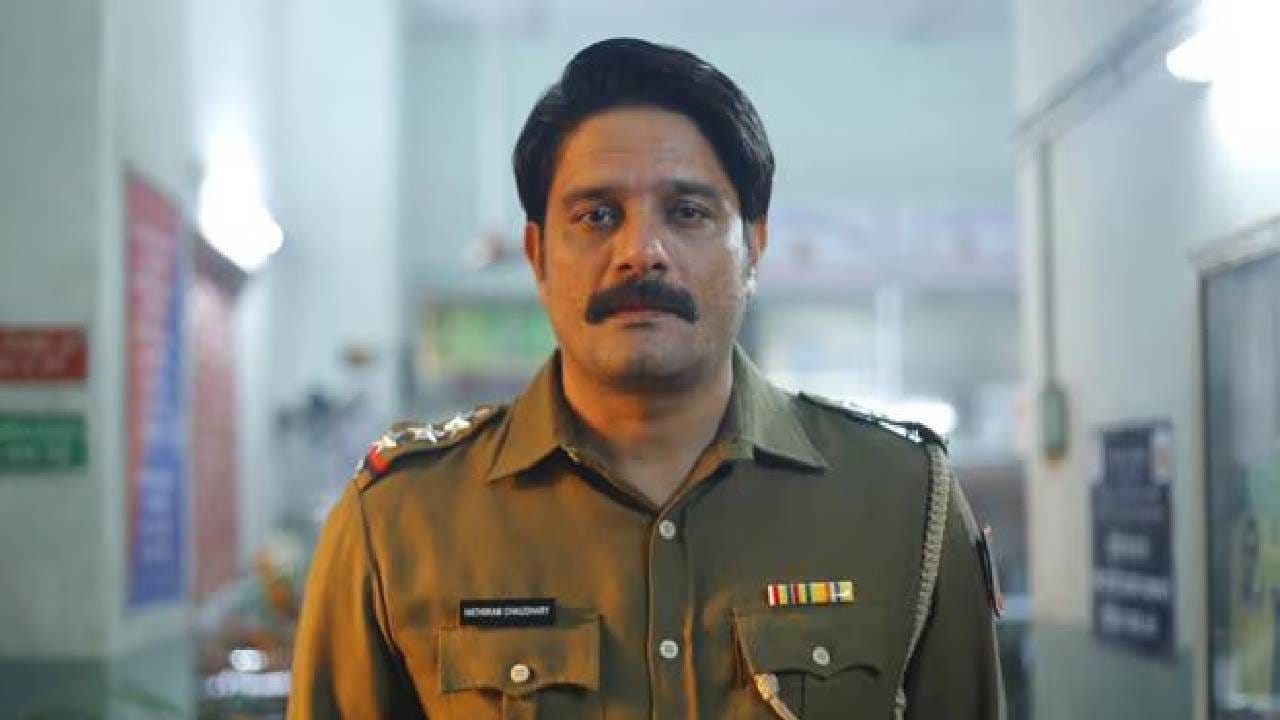 प्राइम व्हिडीओवरील 'पाताल लोक' हीसुद्धा तशाच थीमची अत्यंत लोकप्रिय वेब सीरिज आहे. या सीरिजमध्ये भारतीय समाज, राजकारण आणि भ्रष्ट व्यवस्थेच्या कटू सत्याला अधोरेखित करण्यात आलं आहे. एका गुन्हेगारी तपासाच्या माध्यमातून समाजाचे विविध स्तर यात दाखवण्यात आले आहेत.