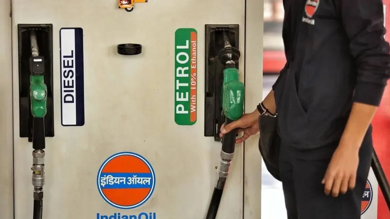 इथेनॉलमुळे पेट्रोल-डिझेलच्या भावात बदल? जाणून घ्या आजचा भाव.. इथेनॉलमुळे पेट्रोल-डिझेलच्या भावात बदल? जाणून घ्या आजचा भाव..