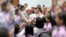 पंतप्रधान मोदी यांनी लहानग्यांसोबत साजरे केले रक्षाबंधन, छोट्यांच्या केल्या गप्पा-टप्पा