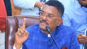 रिक्षा चालकांना मराठी शिकण्यासाठी आता एक वर्षांची मुदत; शिंदेंच्या मंत्र्यांचा निर्णय फडणवीसांनी फिरवला, सरनाईक यांची पहिली प्रतिक्रिया