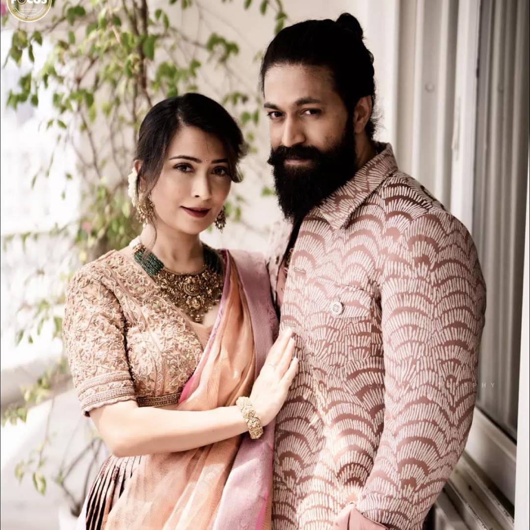राधिकाला शिक्षिका बनायचं होतं. परंतु एका मैत्रिणीच्या आग्रहाखातर ती एका शोसाठी ऑडिशन द्यायला गेली होती. आश्चर्याची बाब म्हणजे कोणत्याही ऑडिशनशिवाय राधिका तिथे निवडली गेली होती. तिने 2016 मध्ये यशसोबत लग्न केलं. लग्नानंतर तिने वैवाहिक आयुष्यावर लक्ष केंद्रीत करण्यासाठी अभिनयातून ब्रेक घेतला.