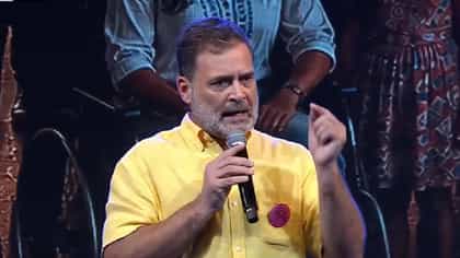 बलात्कार, हिंसाचार, गर्भपात, राहुल गांधींनी मांडले अत्याचाराचे आकडे!.