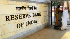 आता या चलनी नोटा बदलणार, RBI चा सर्वात मोठा निर्णय, कारण काय?