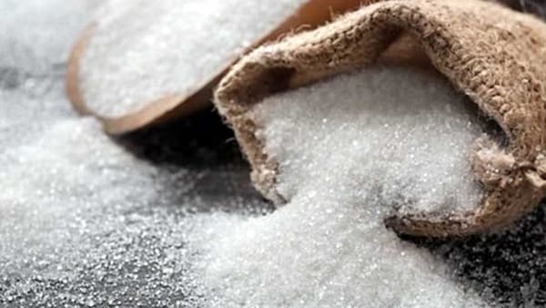 टेन्शन मिटलं! राज्यात साखर स्वस्त होणार? सरकारकडून केंद्राला महत्त्वाचा प्रस्ताव; नेमकी मागणी काय? तरतूद काय?