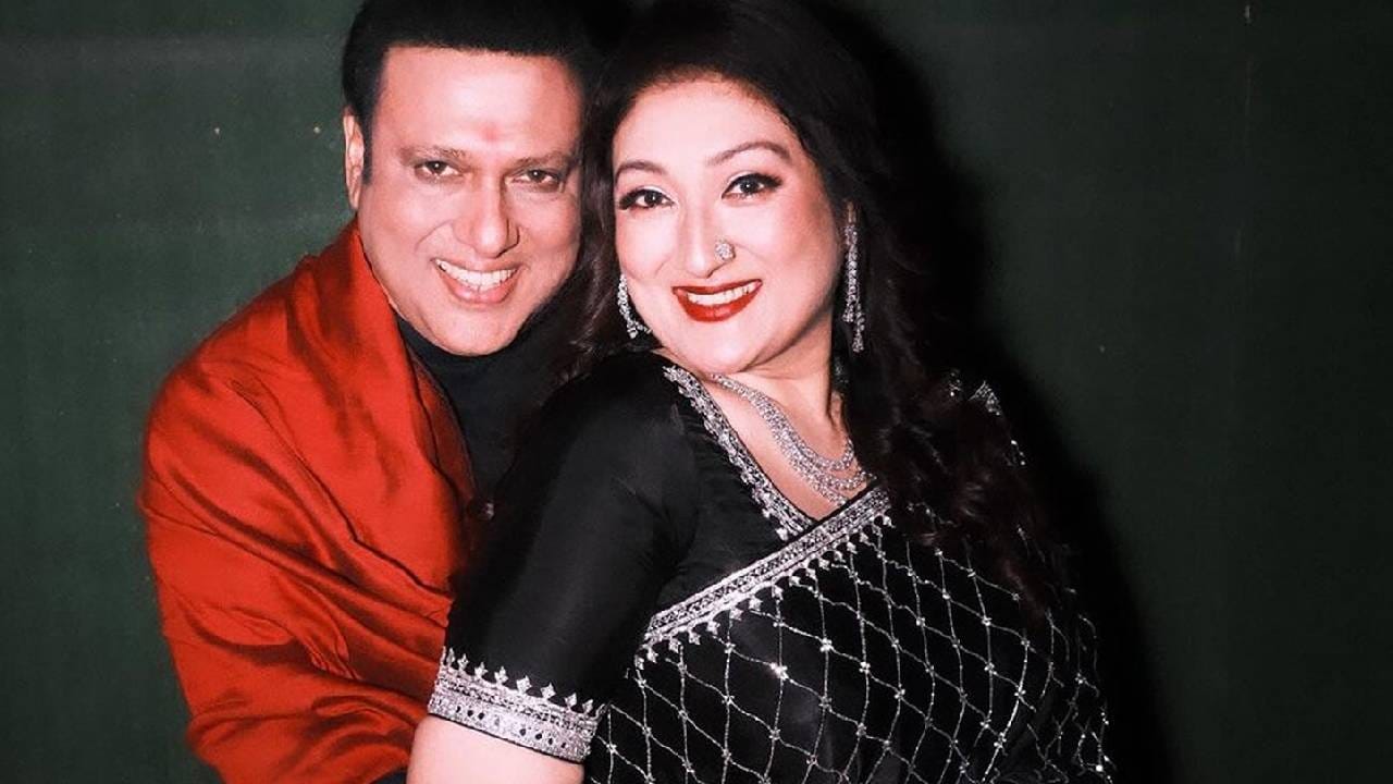 Govinda-Sunita Ahuja : गोविंदा-सुनीतामध्ये पुन्हा सर्व काही सुरळीत ? घटस्फोटाचा अर्ज घेतला मागे Govinda-Sunita Ahuja : गोविंदा-सुनीतामध्ये पुन्हा सर्व काही सुरळीत ? घटस्फोटाचा अर्ज घेतला मागे