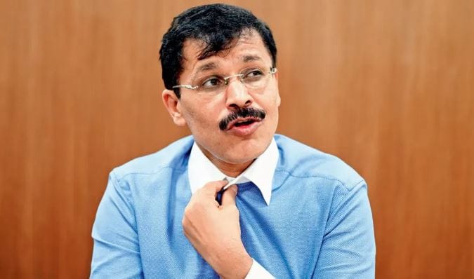 दरम्यान, ब्लिंकिटवर कारवाई केल्यानंतर तसेच त्यांचा परवाना निलंबित केल्यानंतर या काळात या स्थापनांना अन्नाची विक्री, साठवणूक आणि ब्लिंकिट ॲपवरील डिलिव्हरी बंद राहील असा आदेश देण्यात आला आहे.