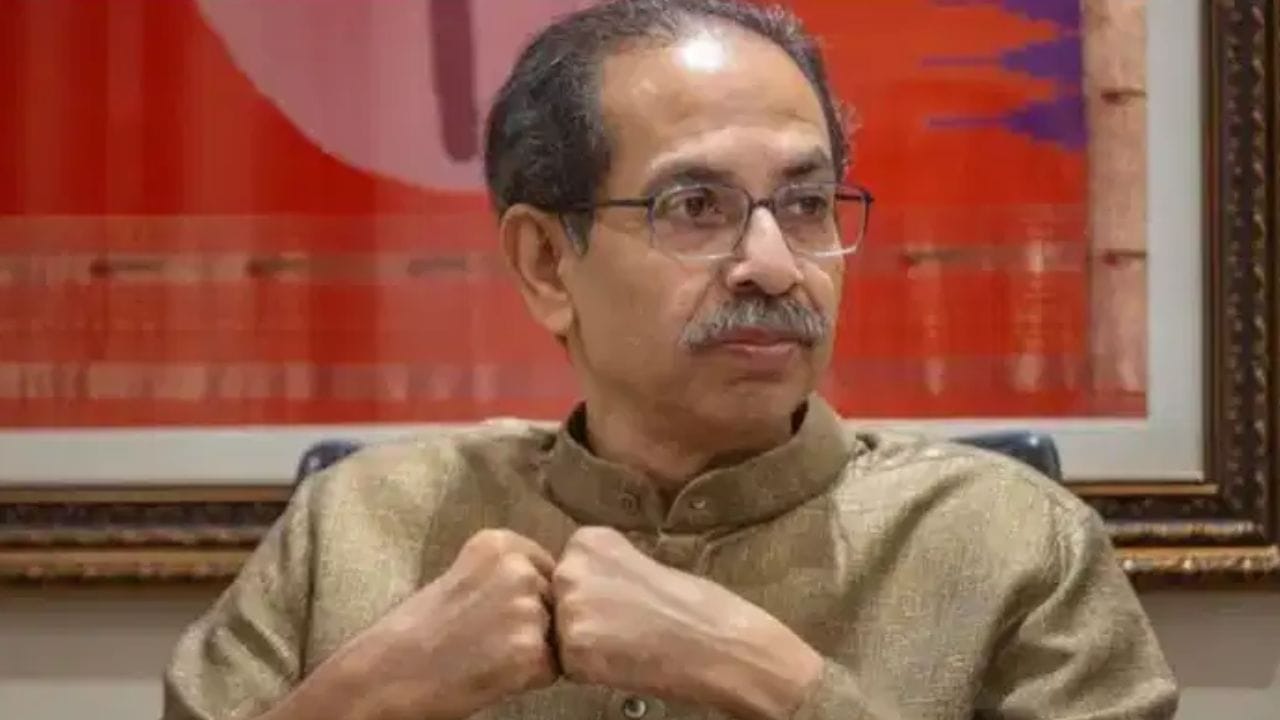 मोठी बातमी! उद्धव ठाकरेंना मोठा झटका, बड्या नेत्यानं सोडला पक्ष, शिंदेंच्या शिलेदारानं गेम फिरवला मोठी बातमी! उद्धव ठाकरेंना मोठा झटका, बड्या नेत्यानं सोडला पक्ष, शिंदेंच्या शिलेदारानं गेम फिरवला