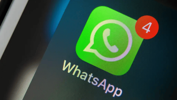 Whatsapp News: Whatsapp वापरणारे लाखो यूजर्स चिंतेत, आता 24 तास तरी सुरु होणार नाही, असं का?