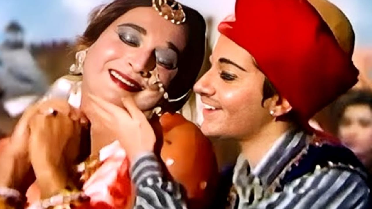 हिंदी सिनेसृष्टीत अनेक गाणी अशी आहेत, ज्यांची लोकप्रियता काळाच्या ओघातही कमी झालेली नाही. 60-70 च्या दशकातील गाण्यांची क्रेझ आजही रसिकांमध्ये कायम आहे.