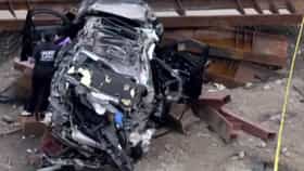 BMW Car Accident | भरधाव BMWचा अक्षरशः चक्काचूर! मुंबईच्या कोस्टल रोडवर चालकाचं नियंत्रण सुटलं अन् BMW थेट खाली कोसळली
