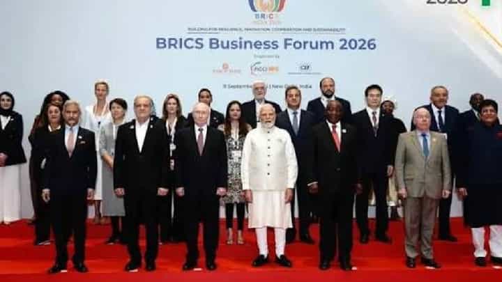 BRICS Summit 2026 | पहाटे 4 वाजेपर्यंत खलबतं अन् अखेर BRICSमध्ये सहमती! सर्व सदस्य देशांचं संयुक्त निवेदन मंजूर BRICS Summit 2026 | पहाटे 4 वाजेपर्यंत खलबतं अन् अखेर BRICSमध्ये सहमती! सर्व सदस्य देशांचं संयुक्त निवेदन मंजूर