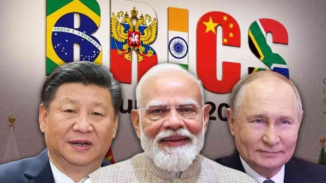 Brics Summit : आधी ताटकळत ठेवलं, आता अखेरच्या क्षणी चिनी राष्ट्रपती जिनपिंग यांनी भारत दौऱ्याबद्दल घेतला निर्णय Brics Summit : आधी ताटकळत ठेवलं, आता अखेरच्या क्षणी चिनी राष्ट्रपती जिनपिंग यांनी भारत दौऱ्याबद्दल घेतला निर्णय