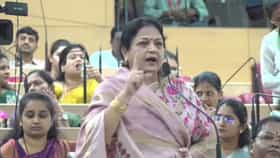 त्या ठेकेदाराला मी विद्युत दाहिनीत जिवंत जाळणार.. भाजपाच्या नगरसेविकेच्या विधानाने मोठी खळबळ, थेट सभेतच..
