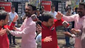 करा आदळ-आपट झुकत नसतो बापट... पुण्यात डीजे प्रकरणात राडा..