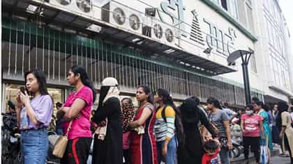 125 रुपयांमध्ये डिमार्टकडून दिल्या जात आहेत थेट 6 वस्तू, ग्राहकांची...