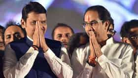 CM Devendra Fadnavis : 'तुमसे ना हो पायेगा' या आंदोलनावरुन फडणवीसांनी उद्धव ठाकरेंना मनाला लागेल असं सुनावलं