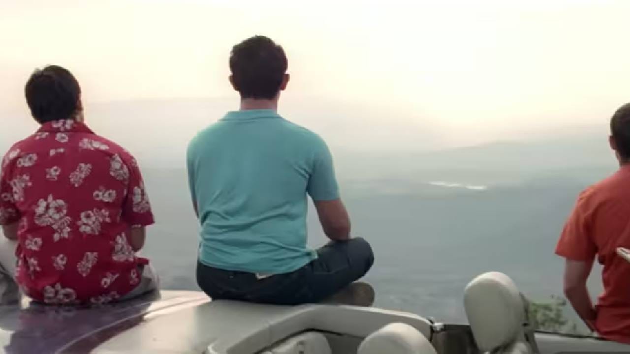हे एका चित्रपटाचे टायटल ट्रॅक आहे. मूळ गाणे शंकर महादेवन यांनी गायले होते. या गाण्याशी संबंधित किस्सा त्यांनीच सांगितला होता. ते म्हणाले की, त्यांनी सहकारी संगीतकार एहसान नूरानी आणि लॉय मेंडोन्सा तसेच साउंड इंजिनिअर विजय बेनेगल (बेनी) यांच्यासोबत मिळून या गाण्याच्या २१ वेगवेगळ्या आवृत्त्या तयार केल्या होत्या. पण शेवटी गाण्याची मूळ किंवा कच्ची आवृत्तीच चित्रपटात ठेवण्यात आली. कारण तीच निर्माते आणि संपूर्ण टीमला सर्वाधिक आवडली होती.
