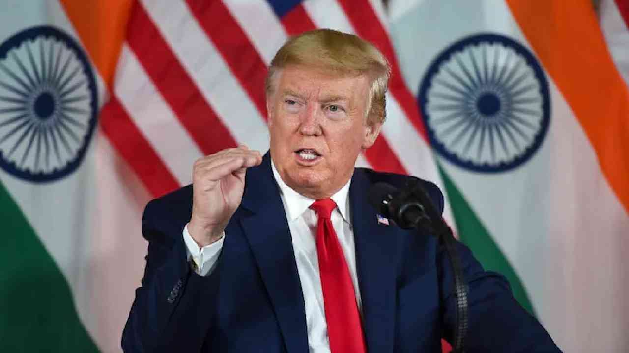 Donald Trump : ट्रम्पकडून लाडकी बहिण योजनेची कॉपी, मिडटर्म निवडणूक जिंकलो तर प्रत्येक अमेरिकन नागरिकाला 5 लाख, फक्त अट एकच.. Donald Trump : ट्रम्पकडून लाडकी बहिण योजनेची कॉपी, मिडटर्म निवडणूक जिंकलो तर प्रत्येक अमेरिकन नागरिकाला 5 लाख, फक्त अट एकच..