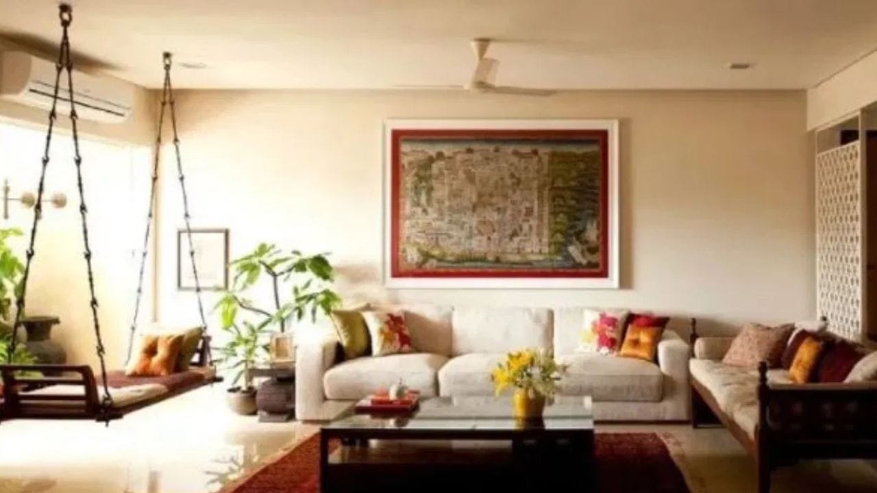 Feng Shui : घराच्या भिंतींवर कधीच लावू नका हे फोटो, आयुष्य उद्ध्वस्त होईल Feng Shui : घराच्या भिंतींवर कधीच लावू नका हे फोटो, आयुष्य उद्ध्वस्त होईल