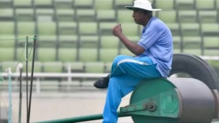 फक्त 12 सामन्यांची कारकीर्द! आता Asian Games स्पर्धेत क्रिकेट खेळपट्टी तयार करण्याची जबाबदारी