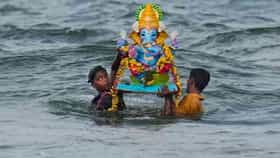 Ganesh Visarjan 2026 : गणेश विसर्जनावर पंचकाचे सावट; पंचक काळात गणपती विसर्जन करता येतं का?