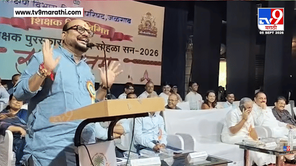 Gulabrao Patil : ‘हम दो हमारे दो और… इंग्लिश में जाने दो’ भरमंचावरून गुलाबराव पाटलांचं वक्तव्य तुफान चर्चेत