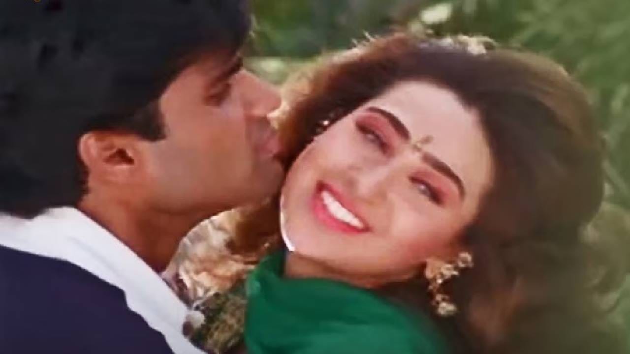 गीतकार समीर अंजान यांनी कॉमेडियन कपिल शर्माच्या ‘द कपिल शर्मा शो’मध्ये या गाण्याच्या निर्मितीची मजेदार कहाणी सांगितली. ते म्हणाले, “हे गाणं बनवण्याच्या आदल्या रात्री मी माझ्या मित्रांसोबत खूप दारू प्यायलो होतो. सकाळपर्यंत मला हँगओव्हर होता. तेव्हा संगीतकार आनंद-मिलिंद यांचा फोन आला. त्यांना सुनील शेट्टीच्या चित्रपटासाठी एक गाणं संगीतबद्ध करायचे होते.”