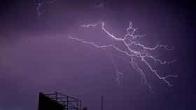 IMD weather update : अतिमुसळधार पावसाचा इशारा, पाऊस दाणादाण उडवणार, हवामान विभागाकडून तातडीचा हाय अलर्ट