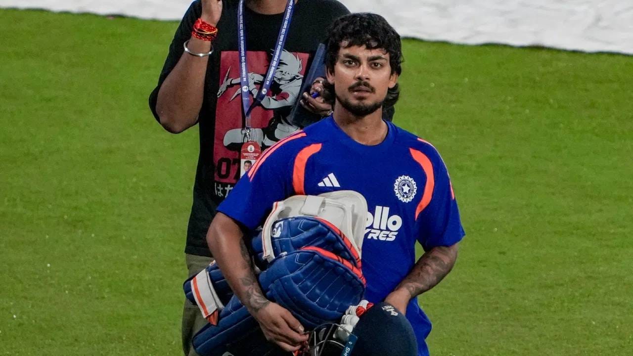 शनिवारी झालेल्या सरावातील इशानची अनुपस्थिती कोणत्याही दुखापतीमुळे नव्हती तर कामाचा ताण आणि थकवा यामुळे खबरदारीचा उपाय म्हणून घेण्यात आली होती असे अय्यरने स्पष्ट केले. (Photo: PTI)